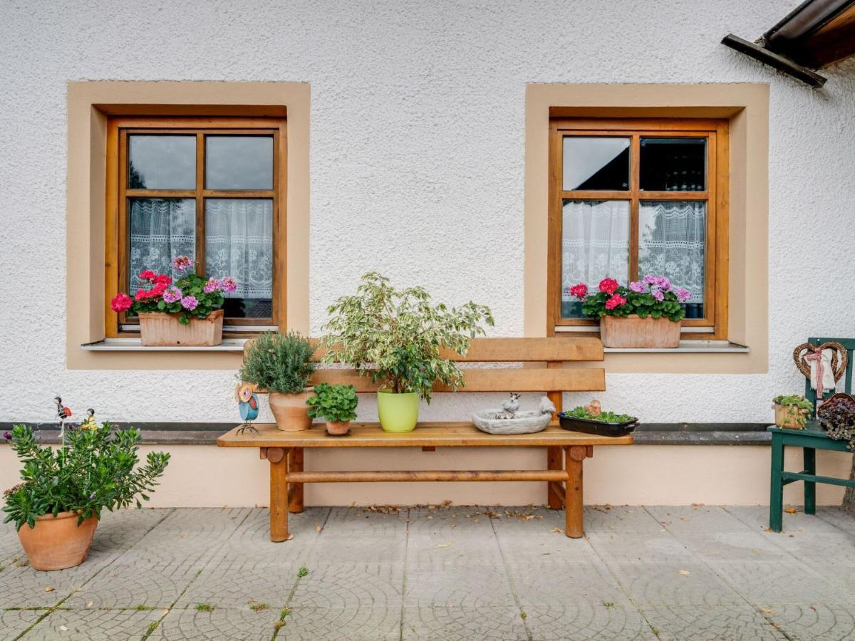 Lovely Apartment in Schwarzenbach with Sauna Exterior foto