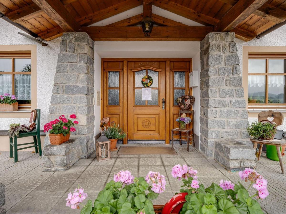 Lovely Apartment in Schwarzenbach with Sauna Zimmer foto